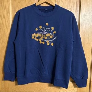 Vintage Durango, Colorado navy blue souvenir sweatshirt with aspen leaf graphic